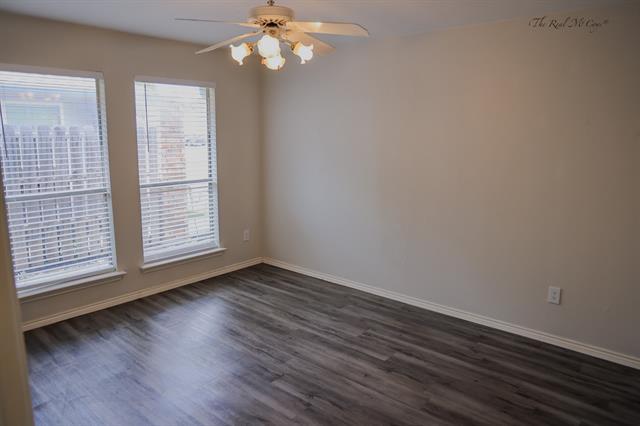 Building Photo - 2120 Teakwood Ln