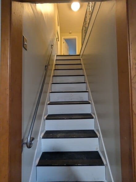 Stairway - 218 Alaska St