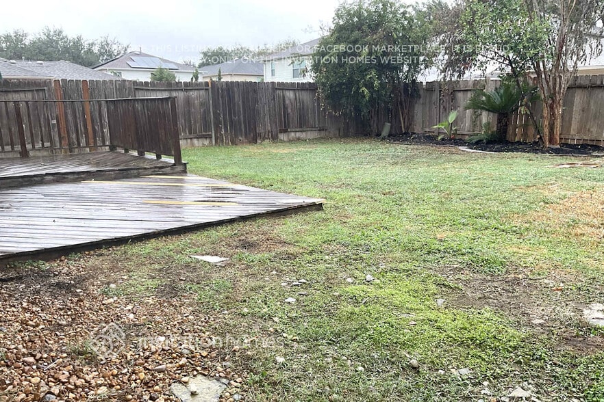 Building Photo - 4811 Russet Trail Ct