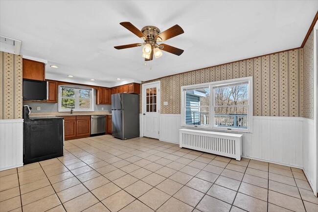 Building Photo - 29 Ridge Rd