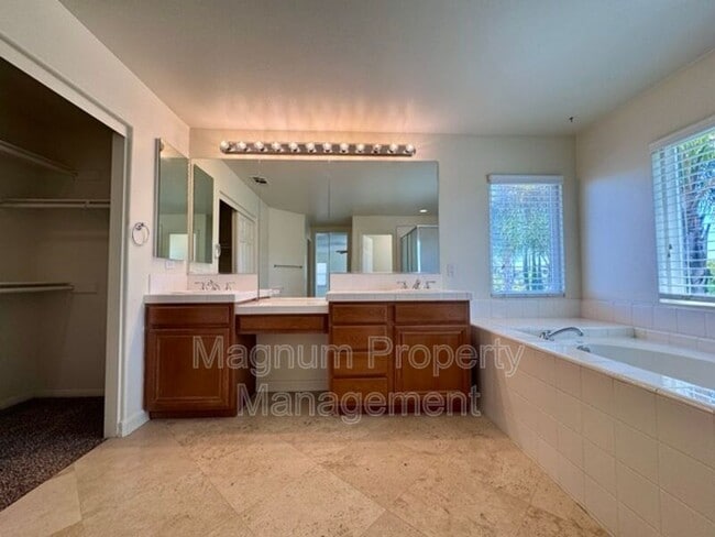 Building Photo - 44780 Rutherford St