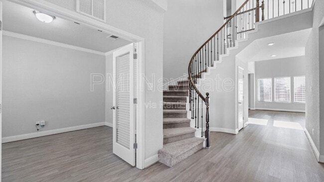 Building Photo - 2310 Olive Wy