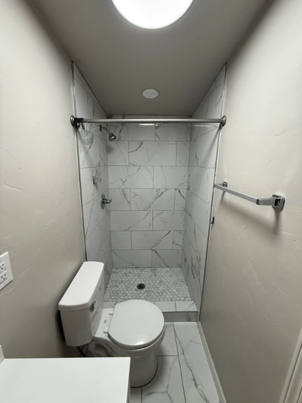 Building Photo - 3731 E Garden St