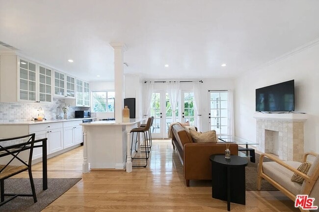 Building Photo - 1033 20th St