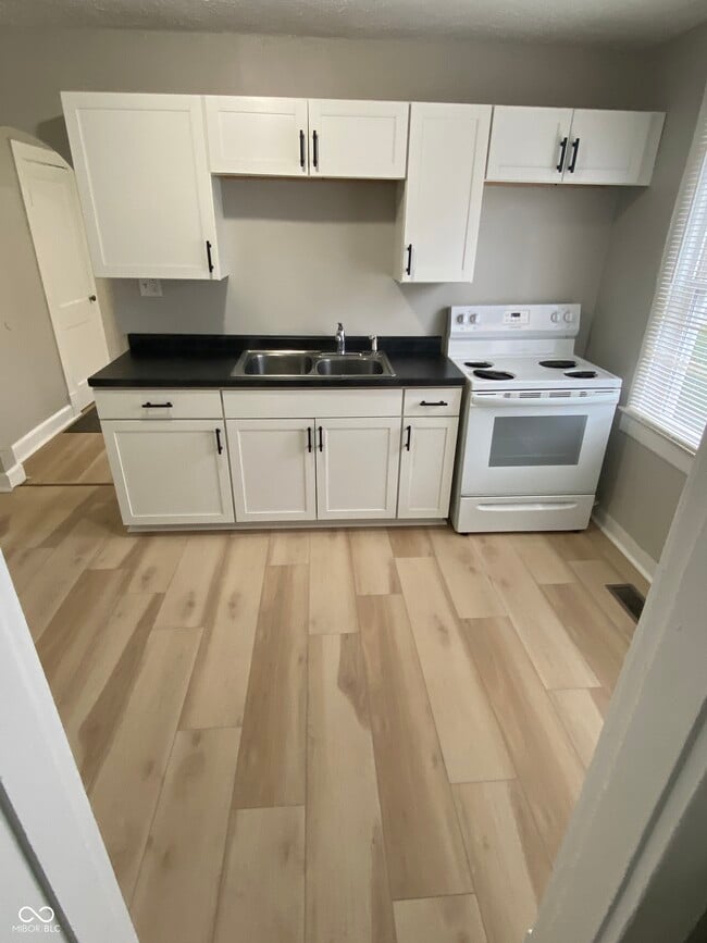 Building Photo - 4305 Rockville Rd