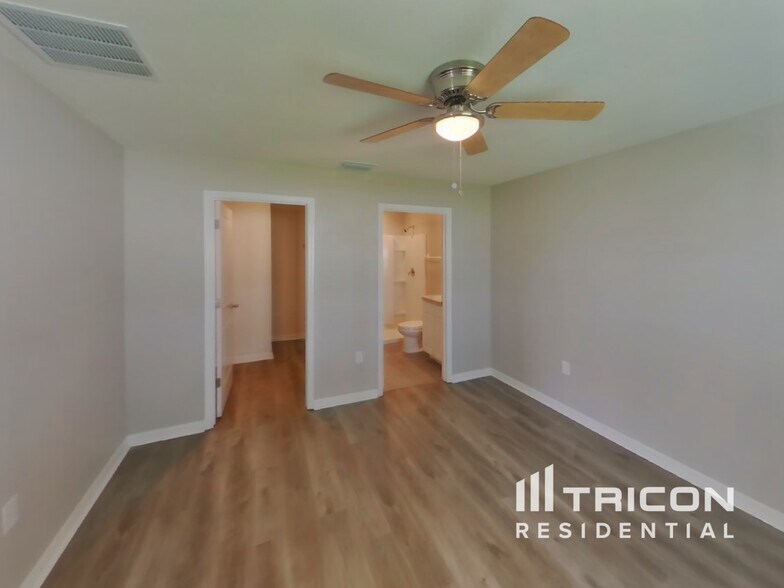 Building Photo - 3401 Autumn Amber Dr