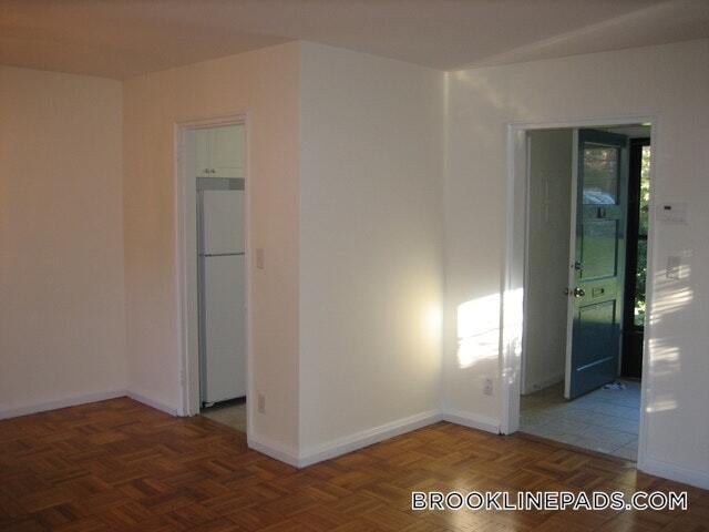 Building Photo - 213 Gerry Rd