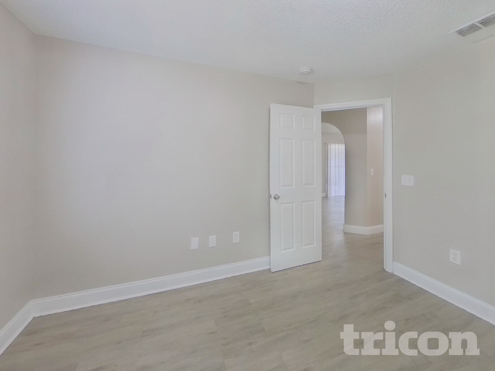 Building Photo - 906 Dartmouth Ct