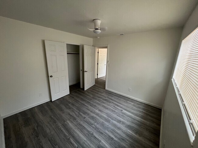 Building Photo - 316 Hardister Dr