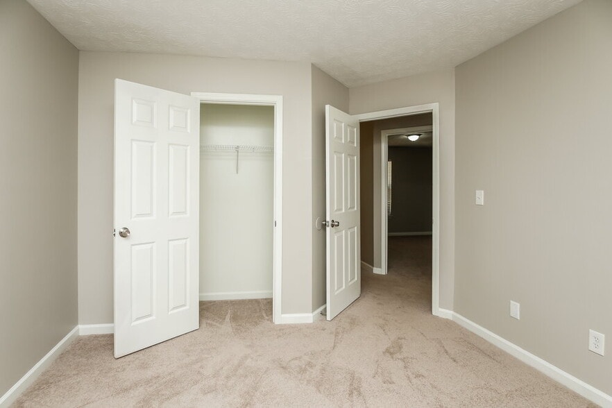 Building Photo - 54 Virginia Heights Dr