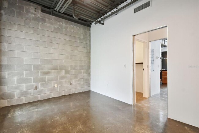 Building Photo - 217 N 12th St