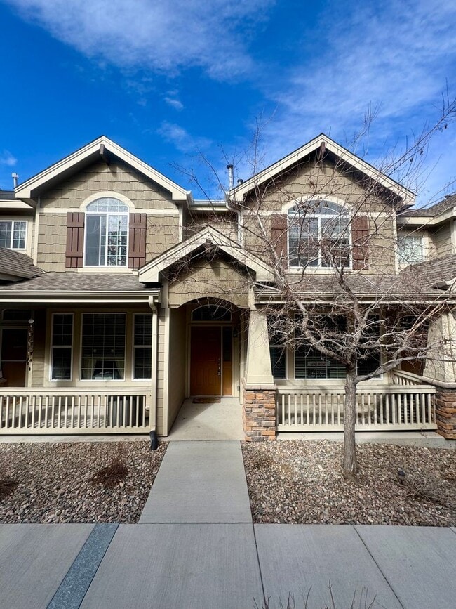 Building Photo - Updated Townhome in North Colorado Springs