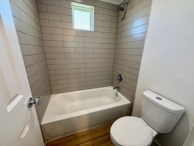 Building Photo - 2710 Discovery trails ct