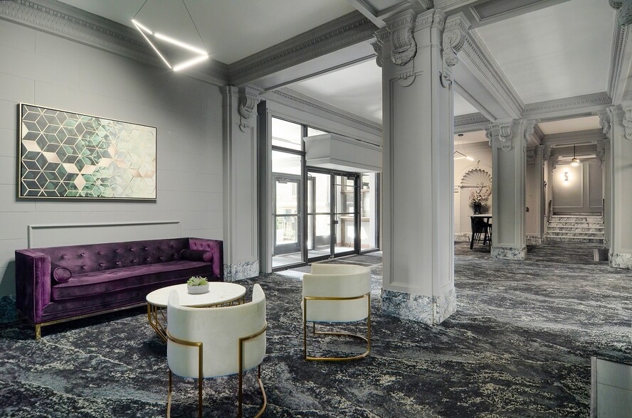 Building Photo - The Buckingham Apartments