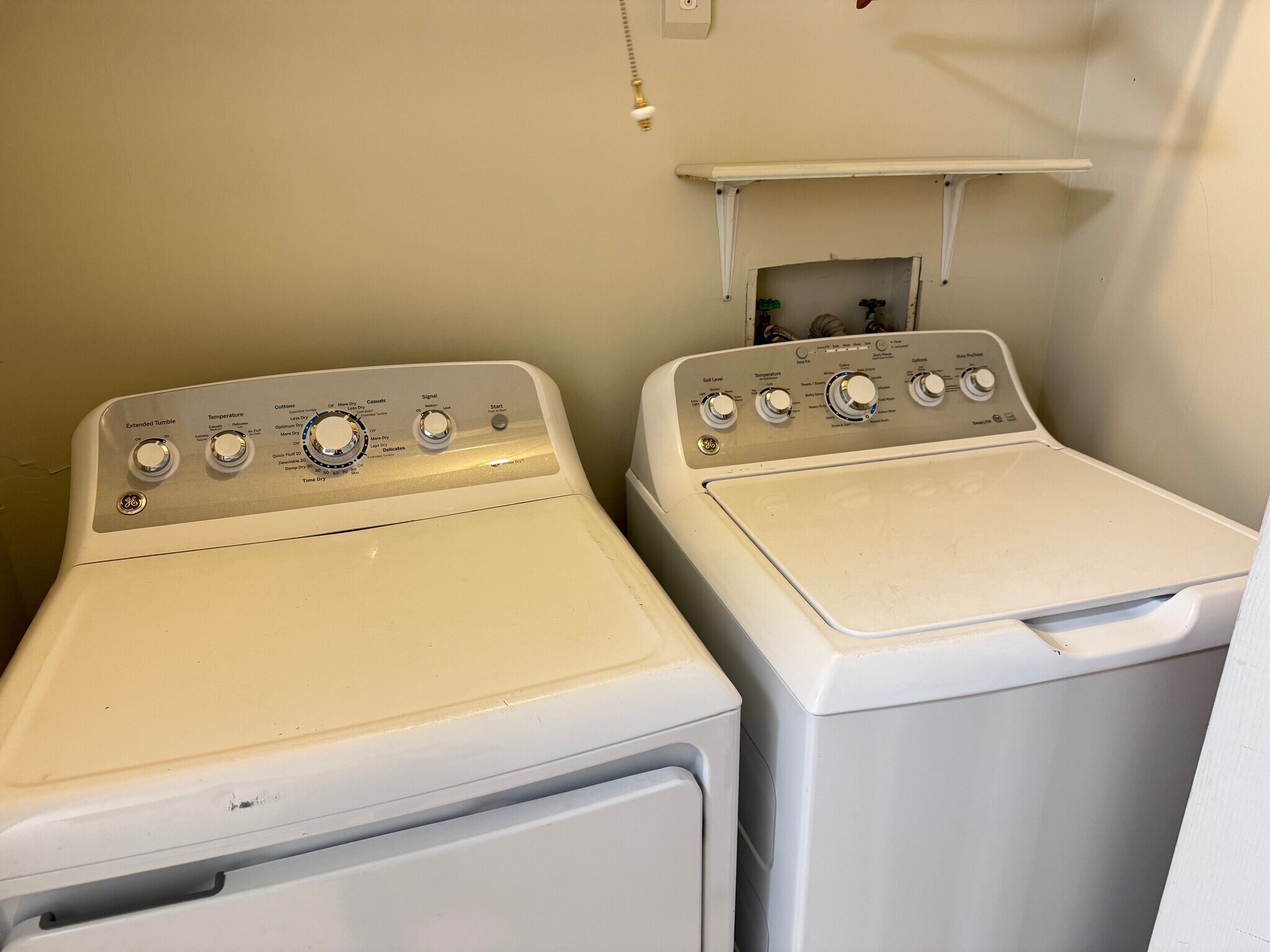 Washer and Dryer - 25 Baycrest Dr