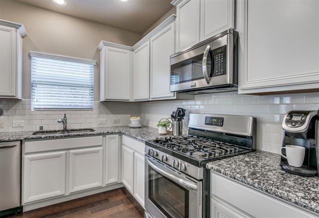 Building Photo - 9916 Moccasin Creek Ln