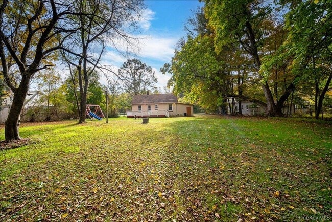 Building Photo - 351 US-209