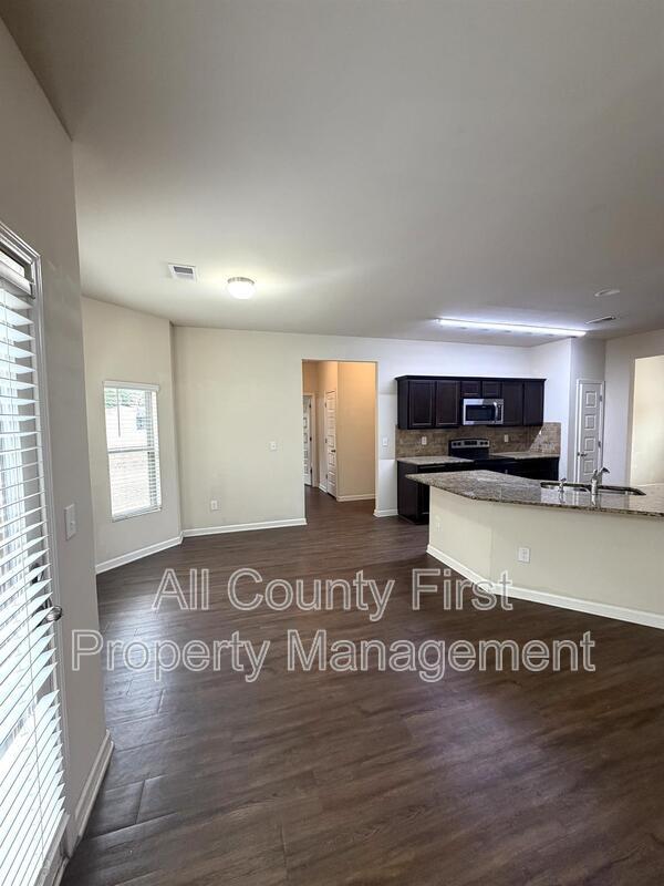 Building Photo - 3263 Highgrove Ln