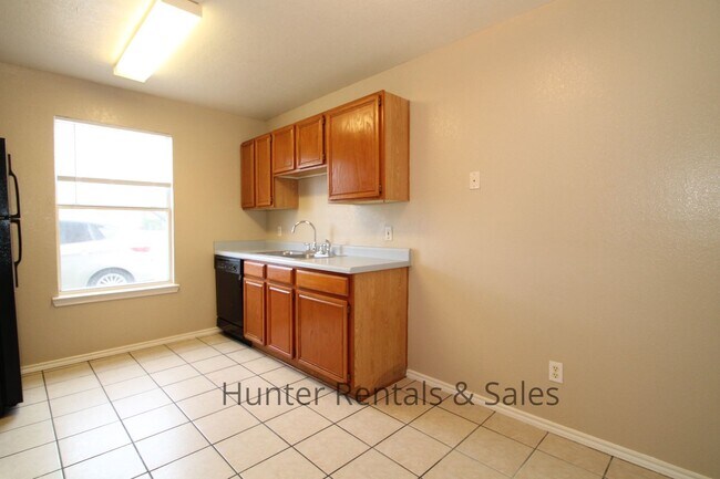 Building Photo - North Killeen!