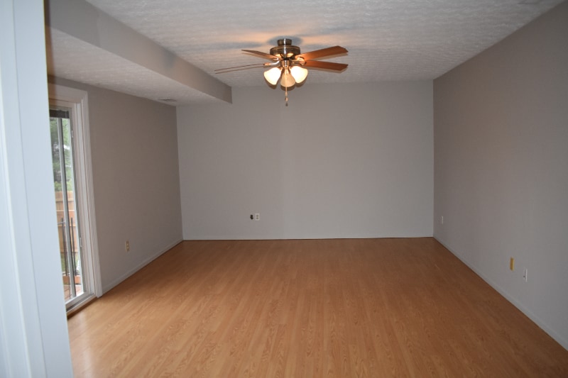 Building Photo - 3211 Southern Hills Dr