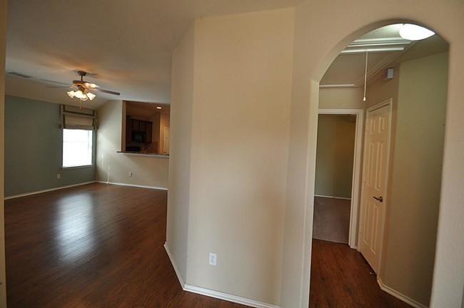 Building Photo - 12207 Tawney Ct