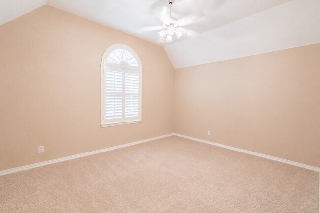 Building Photo - 4453 Red Barn Dr