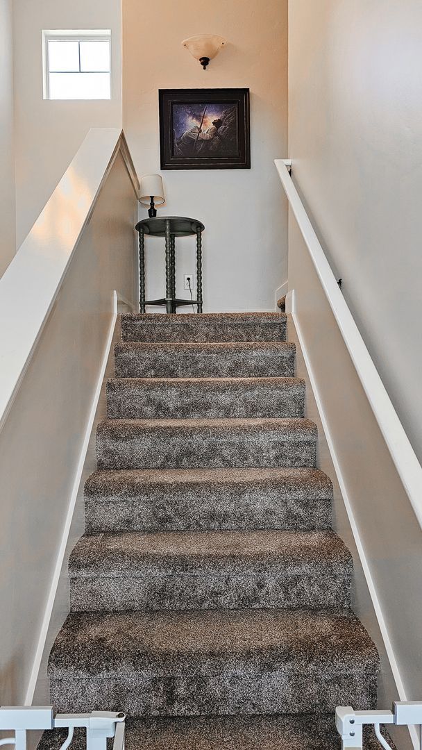Building Photo - Summerfield Townhome