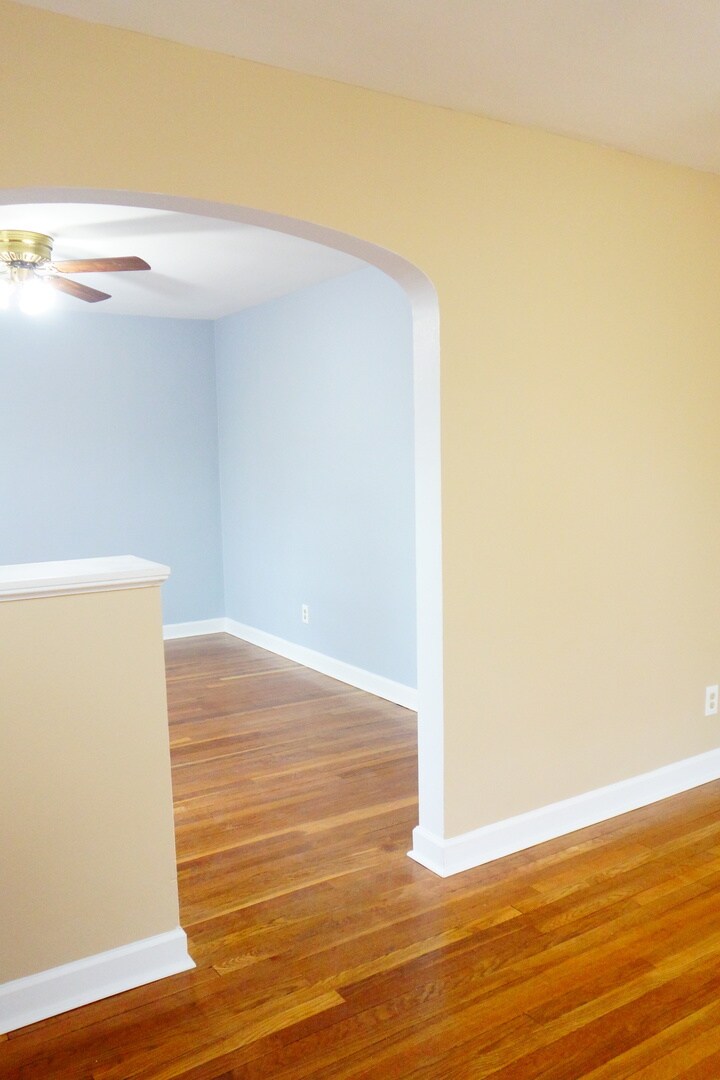 Building Photo - 807 Kennebec Ave