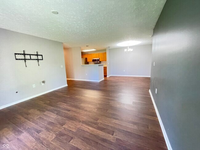 Building Photo - 12584 Tennyson Ln