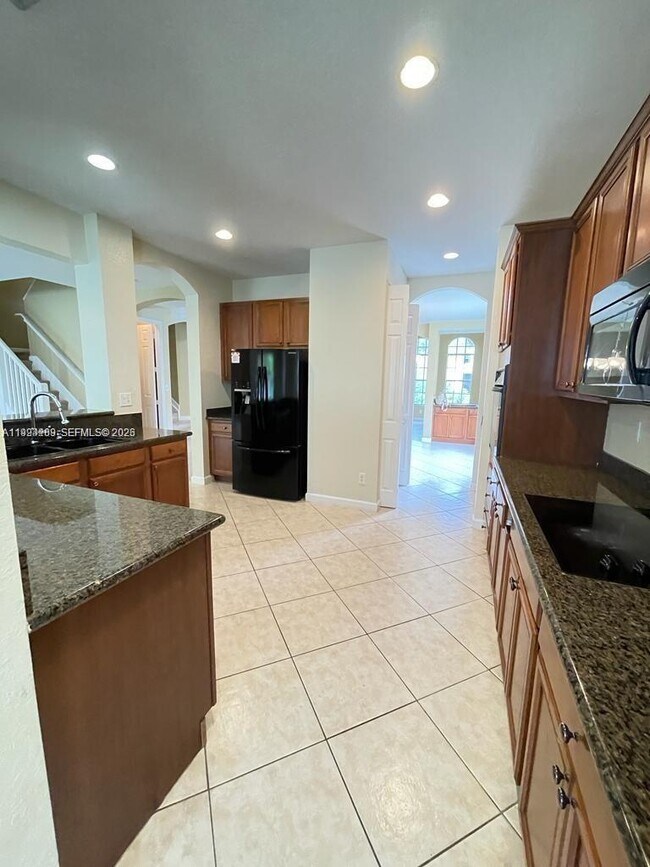 Building Photo - 19183 N Hibiscus St