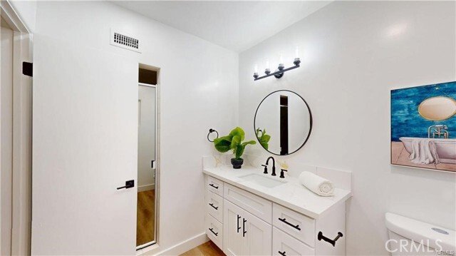 Building Photo - 1354 Shadow