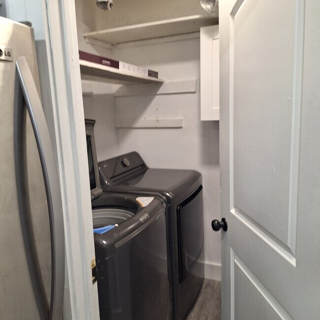 Building Photo - 7344 SW 8th Ct