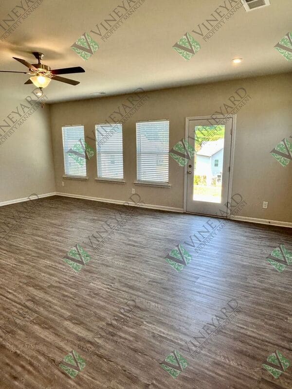 Building Photo - 103 Juliette Ct