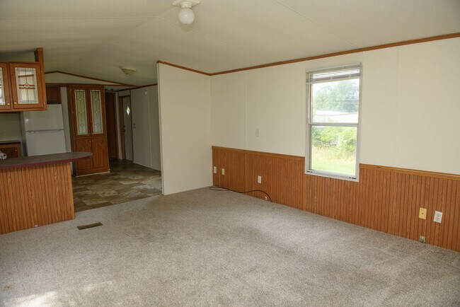 Building Photo - 416 E Steeple Chase Rd