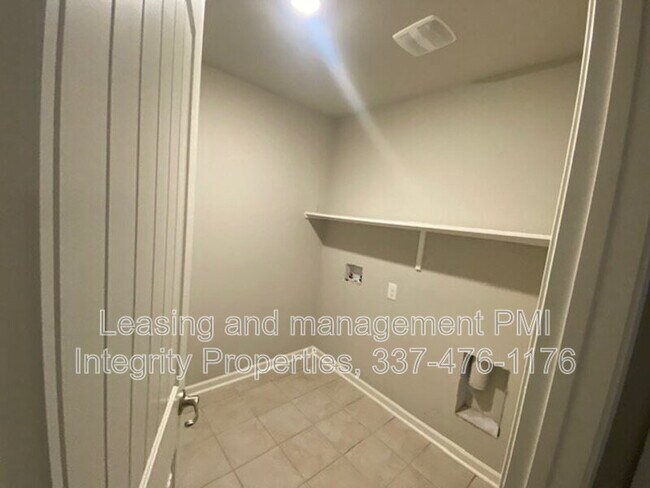 Building Photo - 218 Cane Run Ct