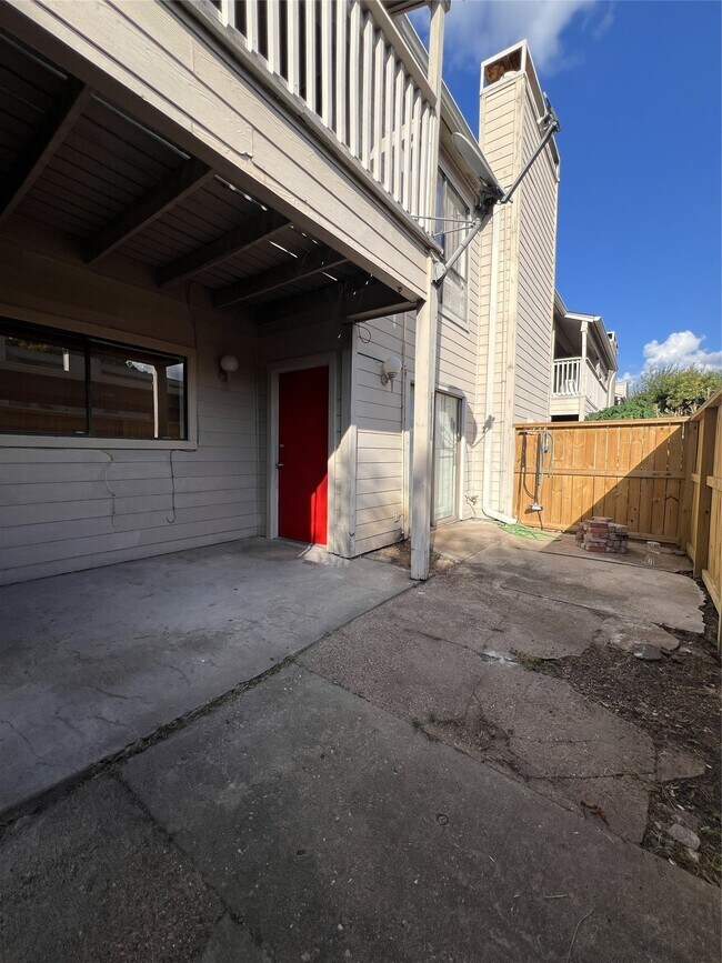 Building Photo - 9522 Pagewood Ln