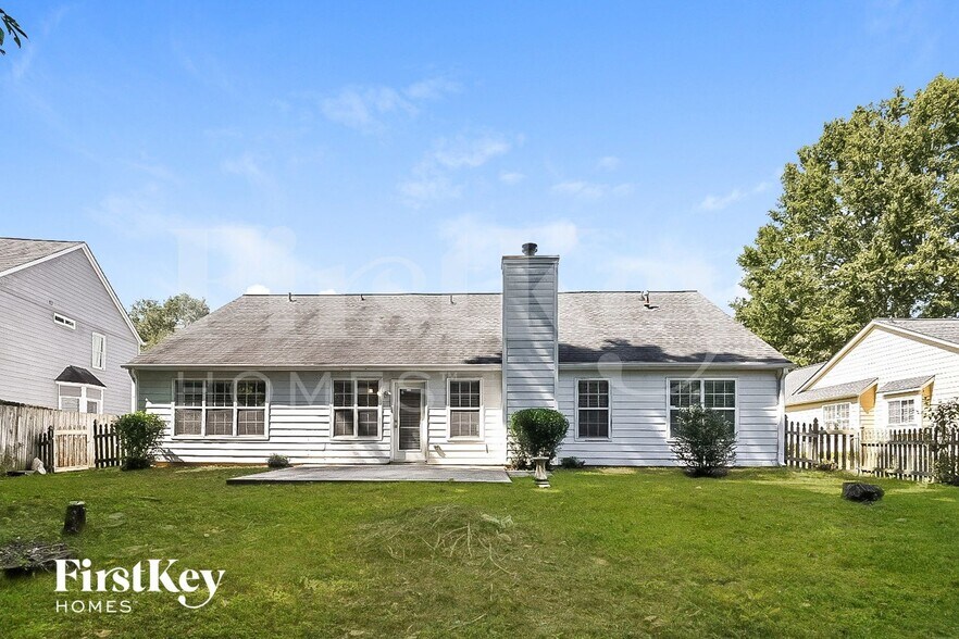 Building Photo - 2504 Baysridge Dr NW