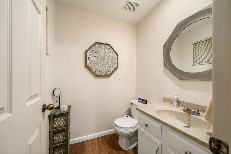 Building Photo - 3362 Eastwoodlands Trail