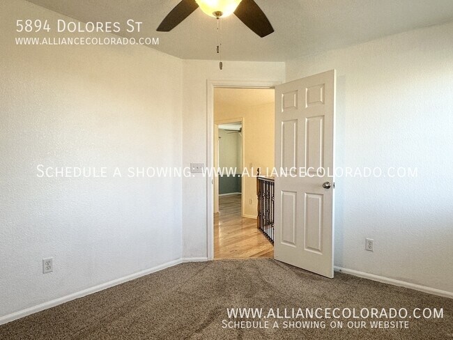 Building Photo - 5894 Dolores St
