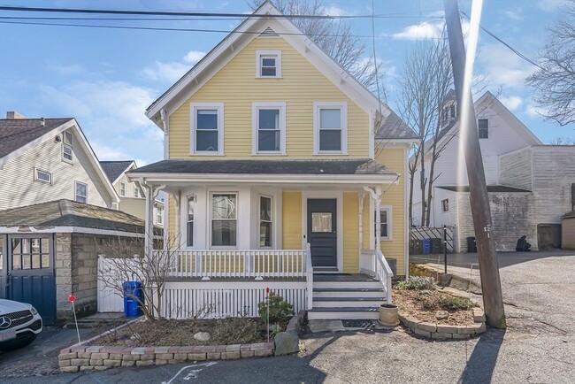 Primary Photo - 16 Oak Grove Terrace