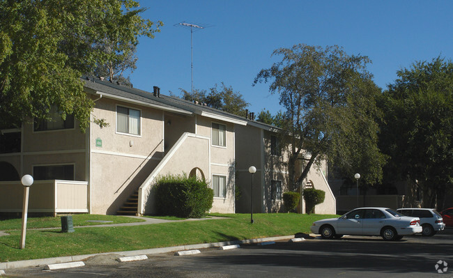 Building Photo - Mountain View