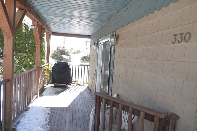 Building Photo - 330 Massasoit Rd