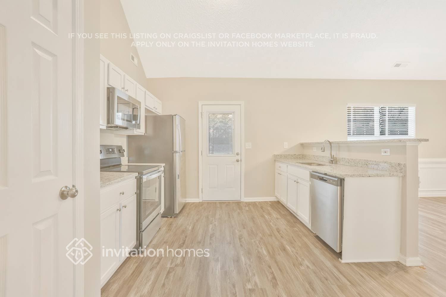 Building Photo - 442 Limerick Way