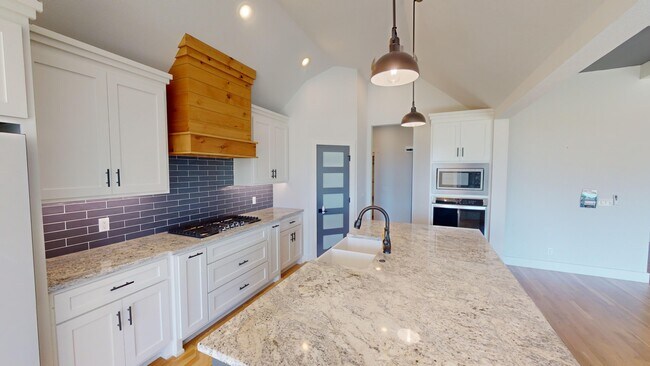 Building Photo - 14195 N 54th E Ave