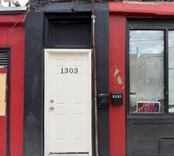 Building Photo - 1303 Monroe St