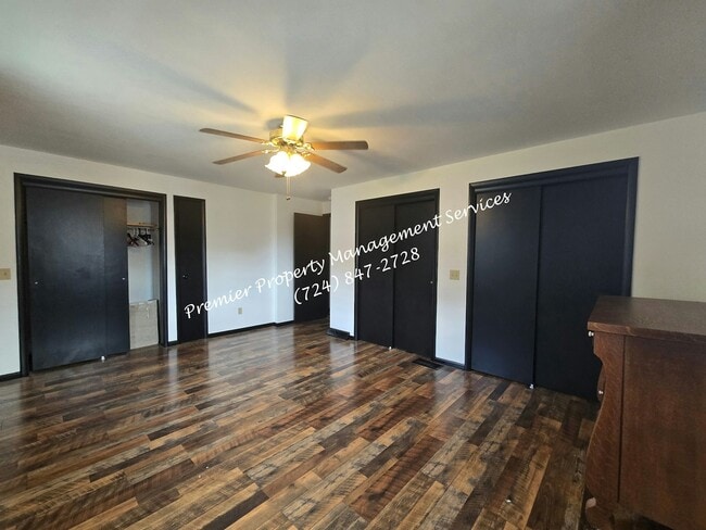 Building Photo - 216 S 13th St
