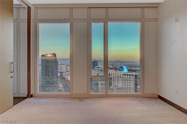 Building Photo - 3750 Las Vegas Blvd S