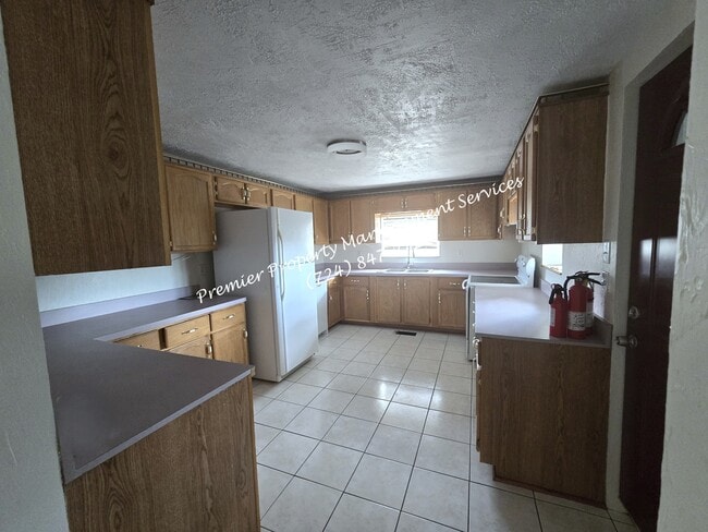 Building Photo - 455 E Jefferson St