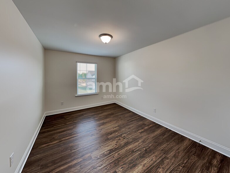 Building Photo - 3264 Brierhill Rd