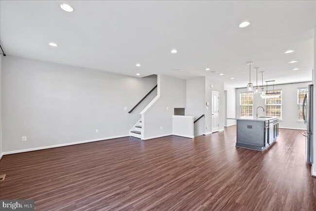 Building Photo - 8182 Broad Pl